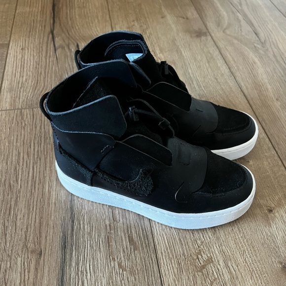 Nike Womens Vandalized LX “Anthracite” - Picture 2 of 8